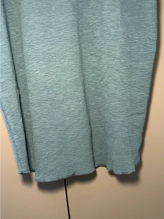 Wings + Horns Short Sleeve Crew Tee in Teal Blue - Picture 4 of 4